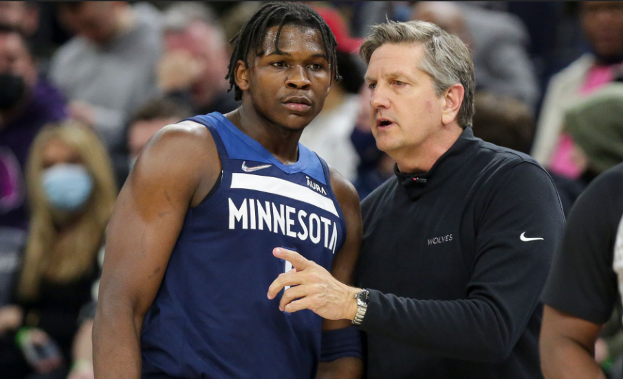 中表现抢眼 中表现抢眼